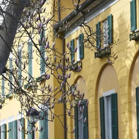 Foresteria La Torretta Guest house Fino Mornasco