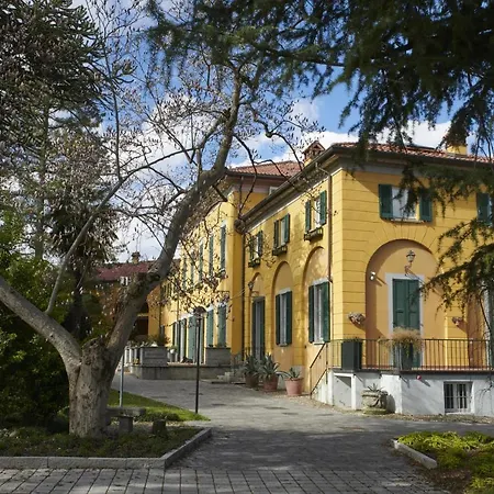 Foresteria La Torretta 3* Fino Mornasco
