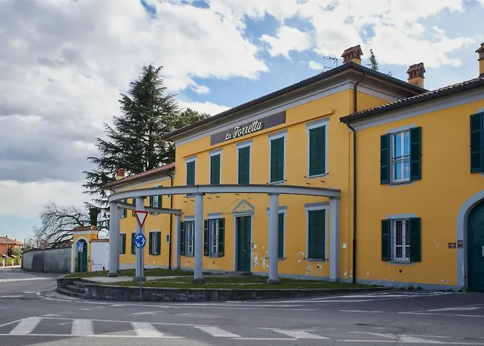 بيت ضيافة Foresteria La Torretta فينو مورناسكو
