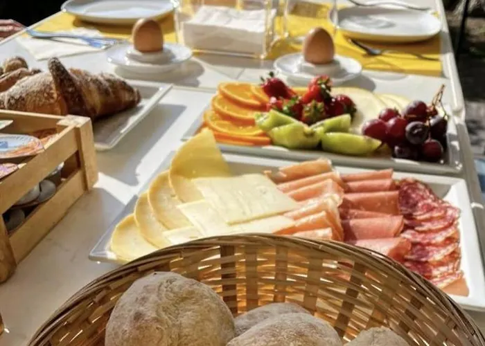 بيت ضيافة Foresteria La Torretta فينو مورناسكو